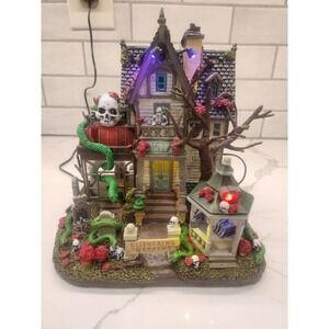 Lemax Spooky Town Slithering Gardens Halloween House 45209 2024 Snakes No Box